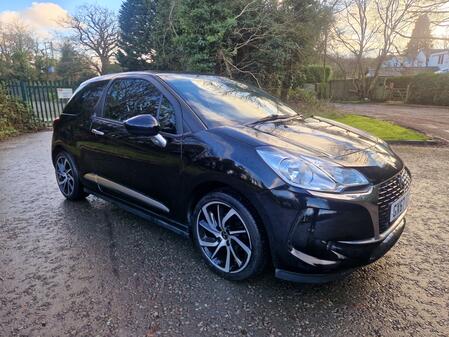 DS AUTOMOBILES DS 3 1.2 PureTech Connected Chic